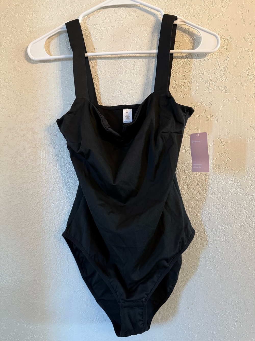 Amazon Shapewear Bodysuit NWOT Black Mid Thigh Compression M
